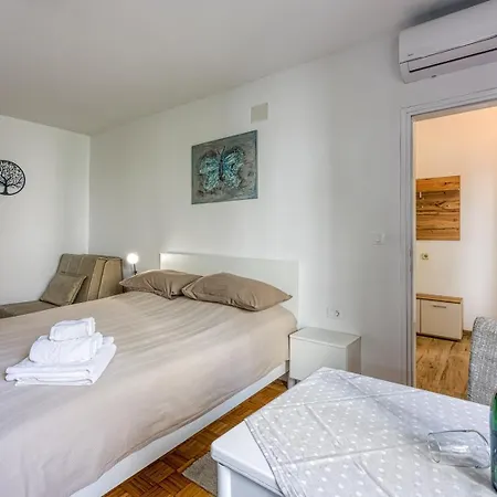 Aparments Jedro&karlo Lägenhet Poreč